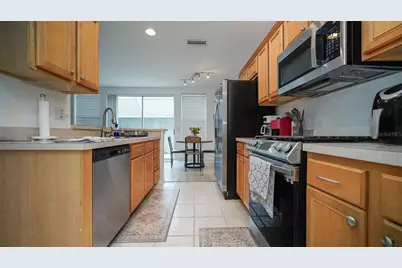 10023 Tate Lane, Tampa, FL 33626 - Photo 10