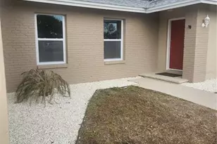 7143 Pear Ln, Spring Hill, FL 34606 - Photo 2