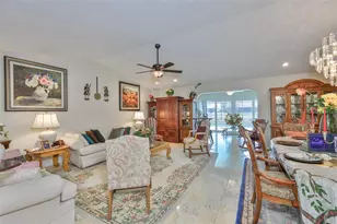 2106 W View Dr, Sun City Center, FL 33573 - Photo 10