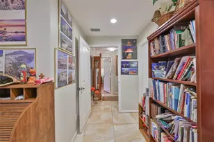 2106 W View Dr, Sun City Center, FL 33573 - Photo 32