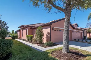 125 Shell Falls Dr, Apollo Beach, FL 33572 - Photo 1