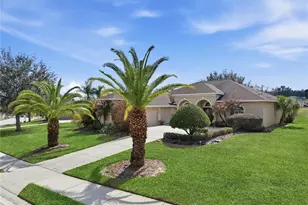 13642 Thoroughbred Dr, Dade City, FL 33525 - Photo 1