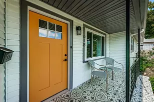 618 40th Ave N, Saint Petersburg, FL 33703 - Photo 2