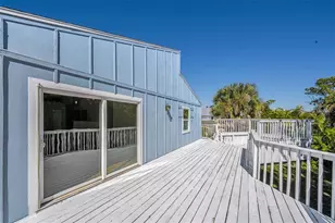 105 Peterson Ln, Palm Harbor, FL 34683 - Photo 34