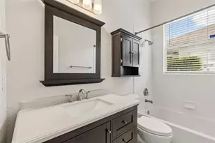 16329 Ashington Park Dr, Tampa, FL 33647 - Photo 40