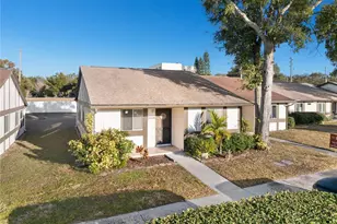 2888 Bancroft Cir E, Palm Harbor, FL 34683 - Photo 1