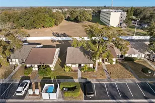 2888 Bancroft Cir E, Palm Harbor, FL 34683 - Photo 36