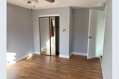 8871 94th Street, Seminole, FL 33777 - Photo 10