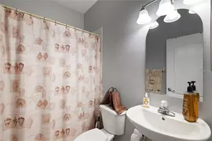 18037 Lake Reflections Blvd, Lutz, FL 33558 - Photo 16