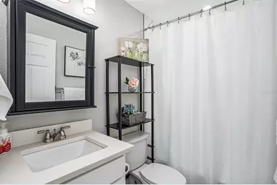 3012 N Highland Avenue, Tampa, FL 33603 - Photo 12