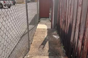 5931 W 16th Ln, Hialeah, FL 33012 - Photo 38