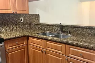 5931 W 16th Ln, Hialeah, FL 33012 - Photo 26