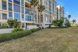 7400 Sun Island Dr S, South Pasadena, FL 33707 - Photo 46