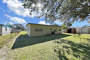 1721 Darlington Dr, Tampa, FL 33619 - Photo 20