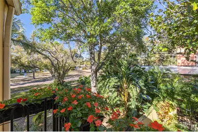 438 Villagrande Avenue S, Saint Petersburg, FL 33707 - Photo 40