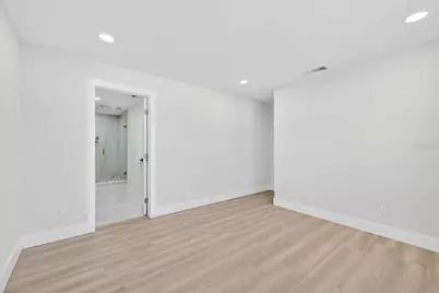 6403 Elliot Drive, Tampa, FL 33615 - Photo 10