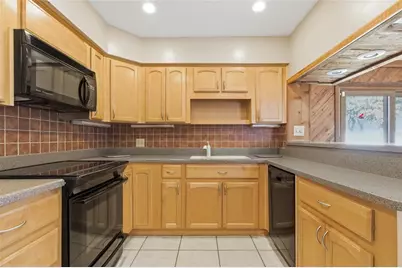 4511 N Lincoln Avenue, Tampa, FL 33614 - Photo 8