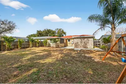 1210 46th Avenue N, Saint Petersburg, FL 33702 - Photo 24