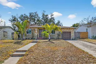 1210 46th Ave N, Saint Petersburg, FL 33702 - Photo 2