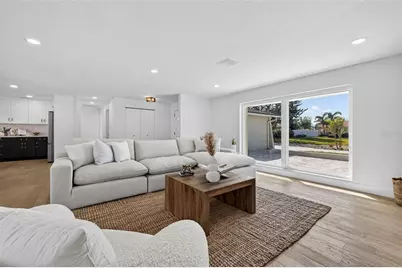 4426 43rd Street S, Saint Petersburg, FL 33702 - Photo 14