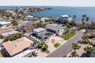 233 45th Avenue, Saint Pete Beach, FL 33706 - Photo 2