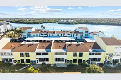 1 Windrush Boulevard #21, Indian Rocks Beach, FL 33785 - Photo 2