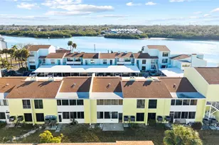 1 Windrush Blvd, Indian Rocks Beach, FL 33785 - Photo 2