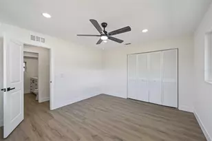 6735 Keystone Dr, Sarasota, FL 34231 - Photo 24