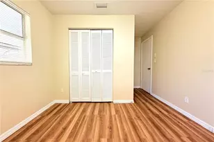 4705 Serena Dr, Tampa, FL 33617 - Photo 10