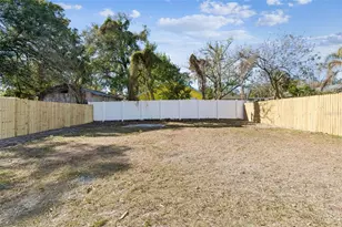 9412 N Brooks St, Tampa, FL 33612 - Photo 26