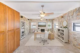 3471 14th Ave N, Saint Petersburg, FL 33713 - Photo 10