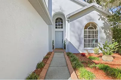 4617 Whispering Park Lane, Tampa, FL 33614 - Photo 10