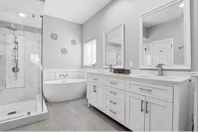 4617 Whispering Park Lane, Tampa, FL 33614 - Photo 2