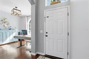 4617 Whispering Park Ln, Tampa, FL 33614 - Photo 12