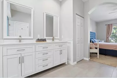 4617 Whispering Park Lane, Tampa, FL 33614 - Photo 40