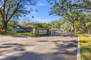 4617 Whispering Park Ln, Tampa, FL 33614 - Photo 54