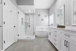 4617 Whispering Park Ln, Tampa, FL 33614 - Photo 36