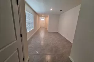 35735 Sunflower Hl Dr, Zephyrhills, FL 33541 - Photo 8