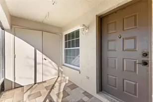 2990 Bonaventure Cir, Palm Harbor, FL 34684 - Photo 4