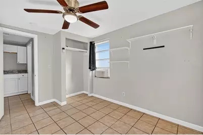 6401 31st Street N #4, Saint Petersburg, FL 33702 - Photo 14