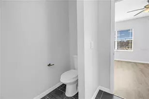 4330 Tyler Cir N, Saint Petersburg, FL 33709 - Photo 16