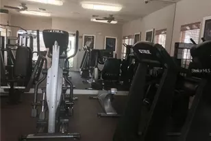 10028 Strafford Oak Ct, Tampa, FL 33624 - Photo 4