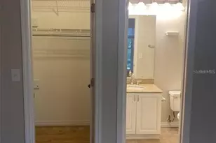 10028 Strafford Oak Ct, Tampa, FL 33624 - Photo 18