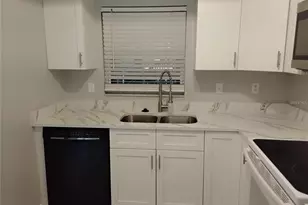 1100 E Bay Dr, Largo, FL 33770 - Photo 4