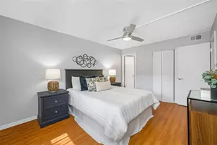 1100 E Bay Dr, Largo, FL 33770 - Photo 12