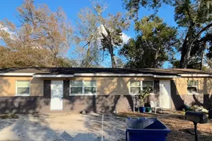 9601 N 10th St, Tampa, FL 33612 - Photo 1