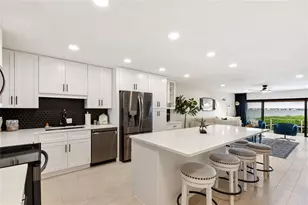 3887 Catalina Dr, Bradenton, FL 34210 - Photo 2