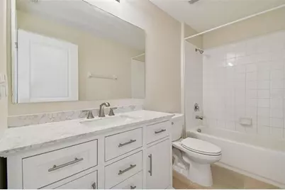 15709 Demory Point Place, Sun City Center, FL 33573 - Photo 12