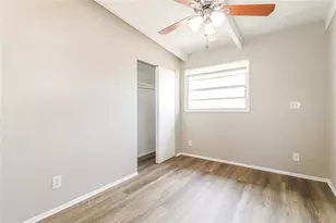 1332 Warrington Wy, Tampa, FL 33619 - Photo 10