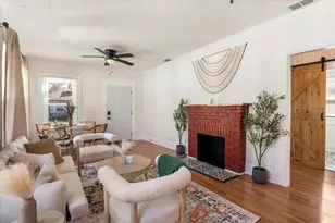 1131 10th Ave S, Saint Petersburg, FL 33705 - Photo 10